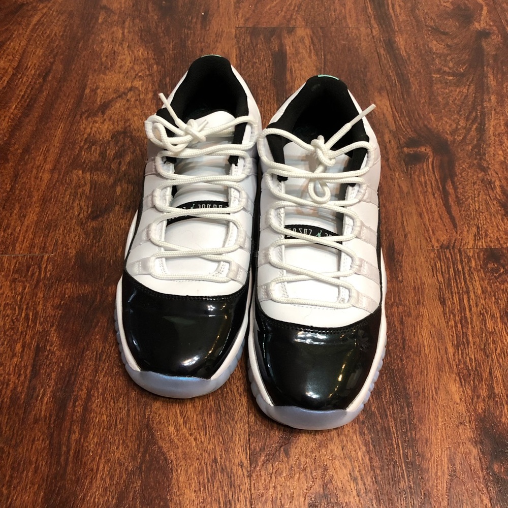 Air Jordan 11s Retro Low ‘Emerald’